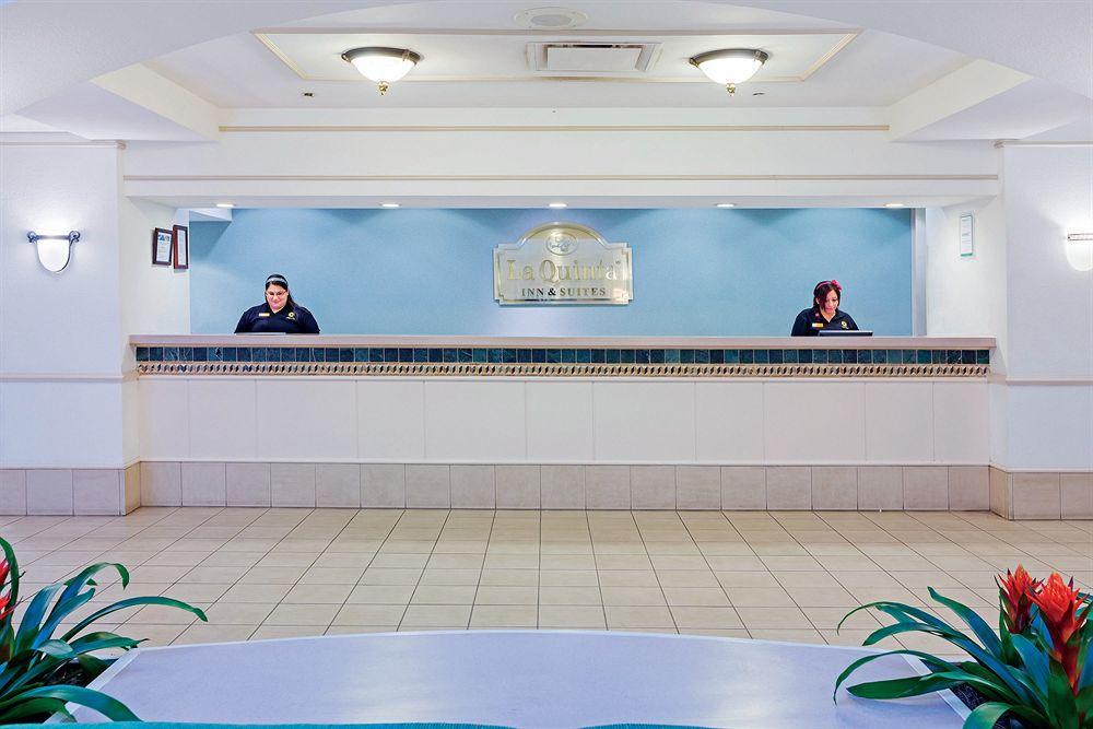 La Quinta By Wyndham Airport San Antonio
