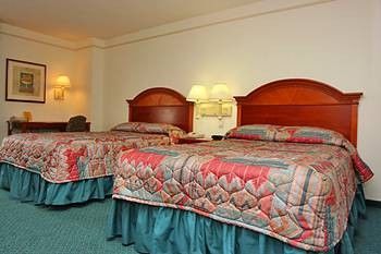La Quinta By Wyndham Airport Hotel San Antonio