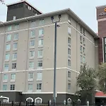 La Quinta by Wyndham San Antonio Airport