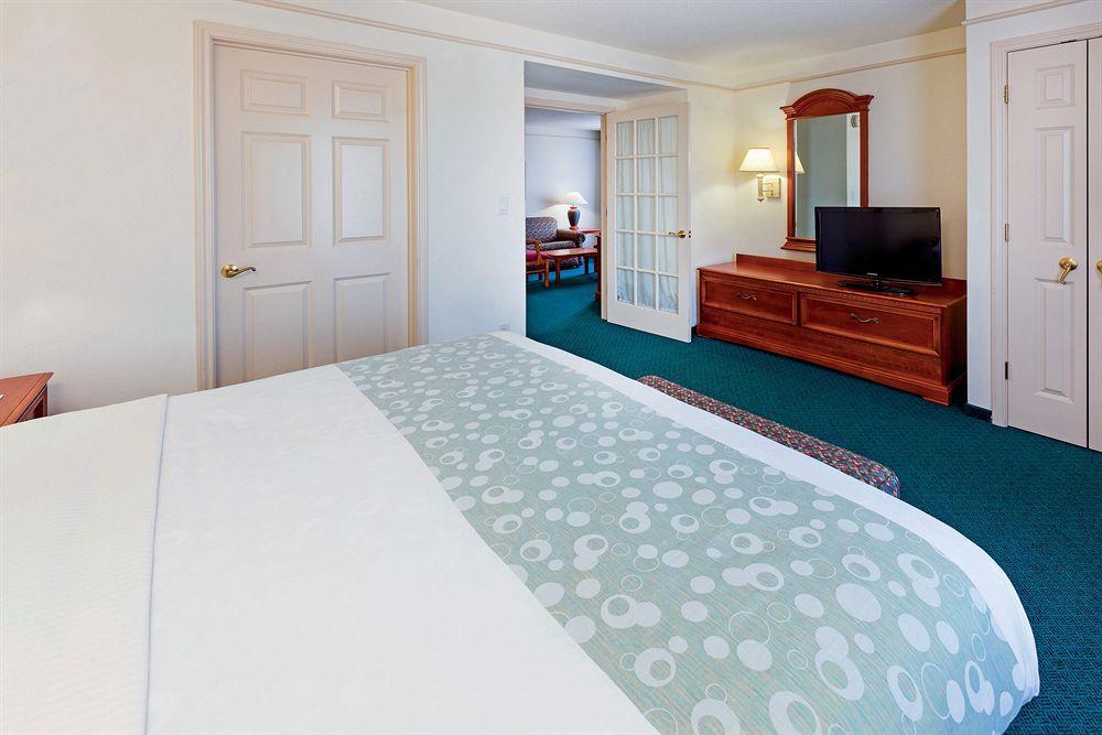 La Quinta By Wyndham Airport 3*