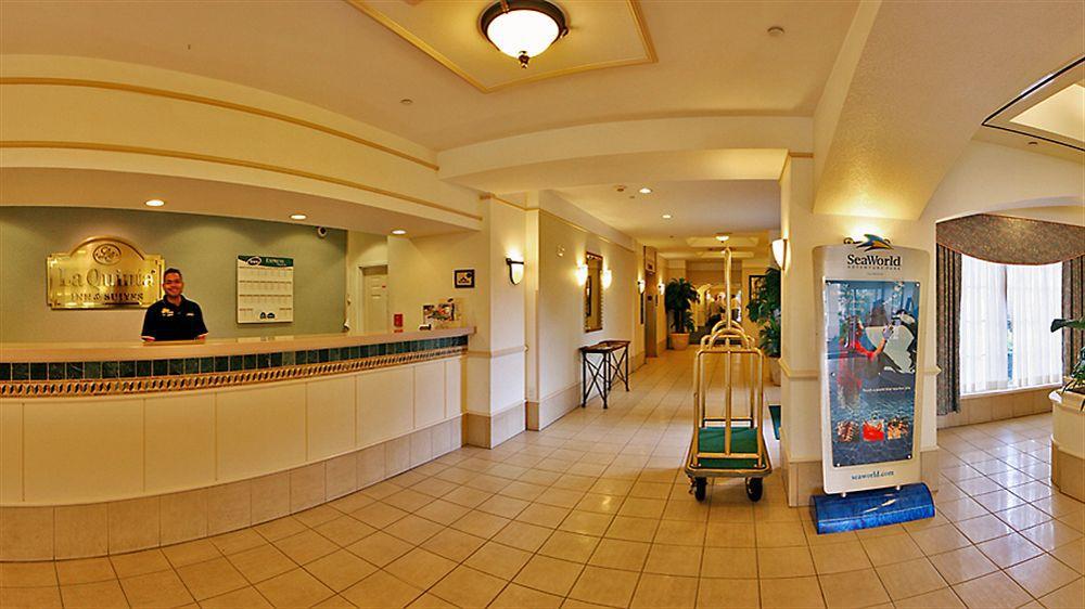 La Quinta By Wyndham Airport Hotel 3*