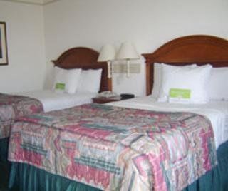 Hotel La Quinta By Wyndham Airport